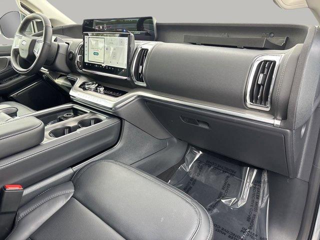 new 2025 Ford Expedition car, priced at $72,289