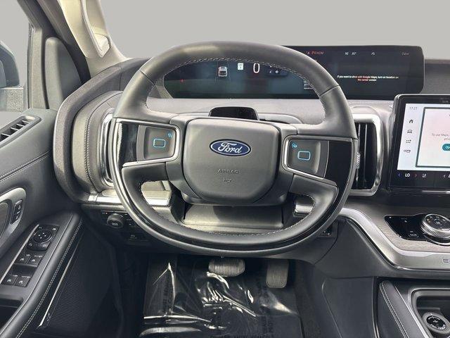 new 2025 Ford Expedition car, priced at $72,289