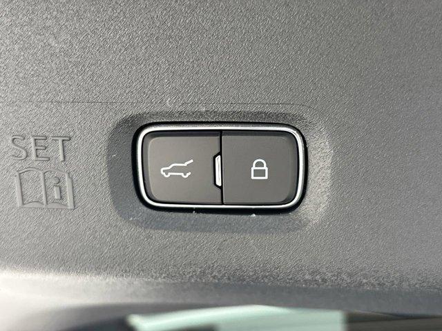 new 2025 Ford Expedition Max car, priced at $68,128