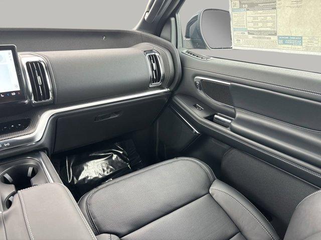 new 2025 Ford Expedition Max car, priced at $81,565