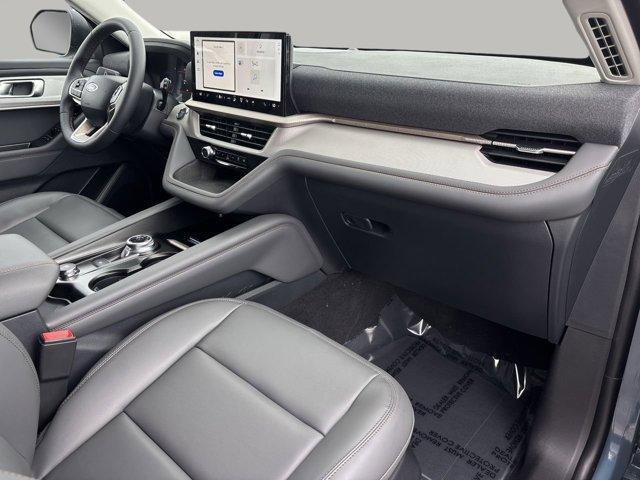 new 2025 Ford Explorer car, priced at $39,358