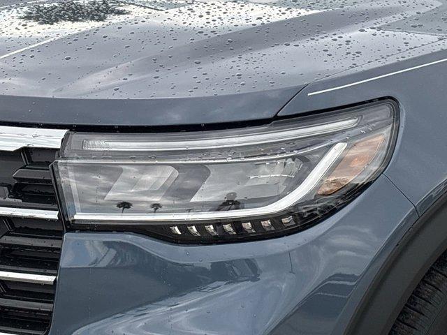 new 2025 Ford Explorer car, priced at $39,358