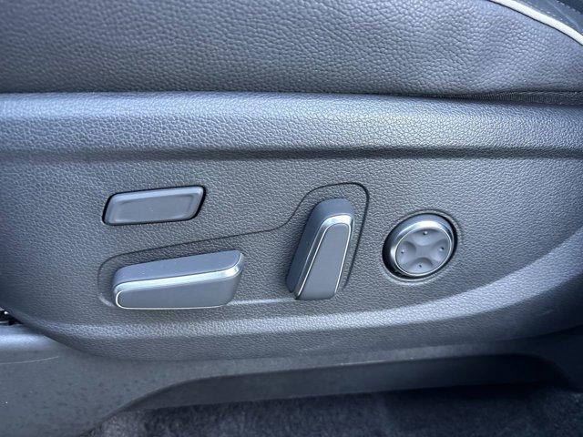 used 2023 Hyundai Palisade car, priced at $35,876