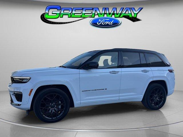 used 2025 Jeep Grand Cherokee car, priced at $52,596