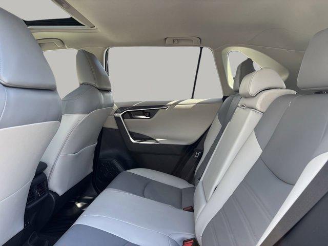 used 2020 Toyota RAV4 car, priced at $27,138