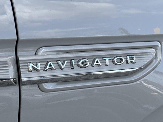 used 2022 Lincoln Navigator car, priced at $49,357