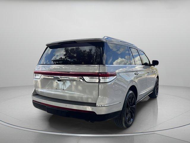 used 2022 Lincoln Navigator car, priced at $49,357
