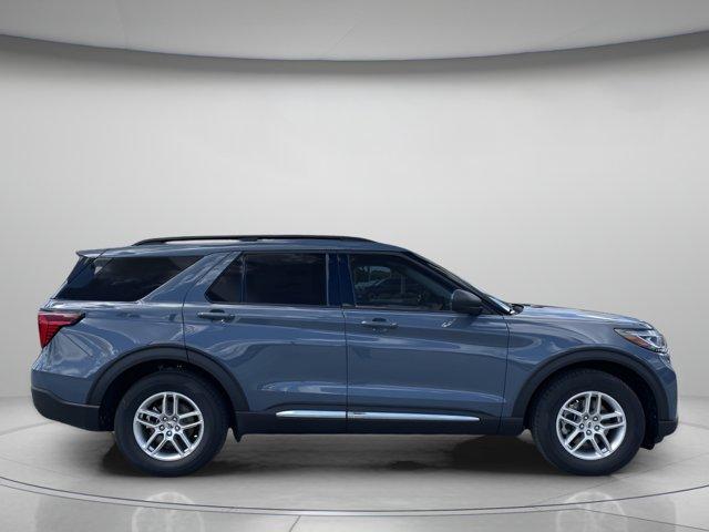 new 2025 Ford Explorer car, priced at $38,288