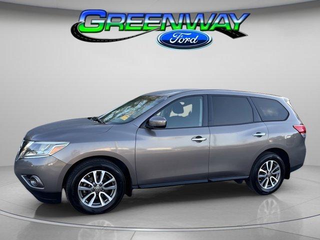 used 2014 Nissan Pathfinder car, priced at $7,781