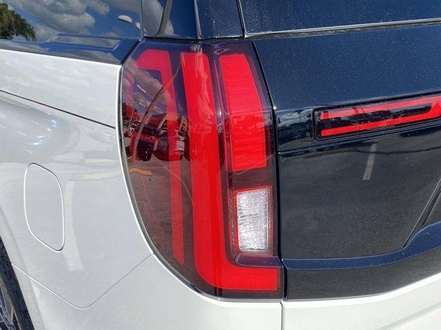 new 2025 Ford Expedition car, priced at $82,352