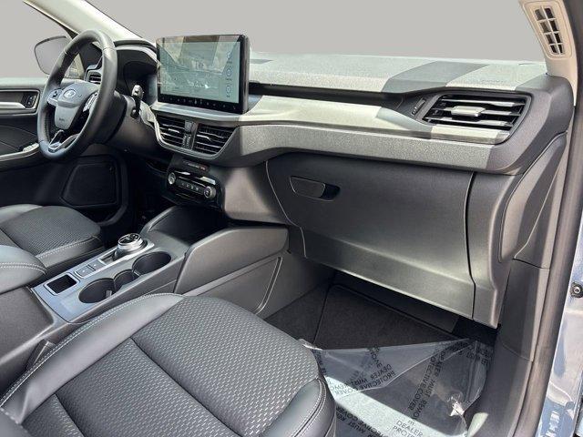 new 2025 Ford Escape car, priced at $27,948