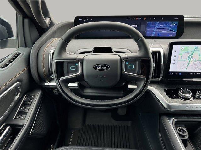 new 2025 Ford Expedition car, priced at $74,957