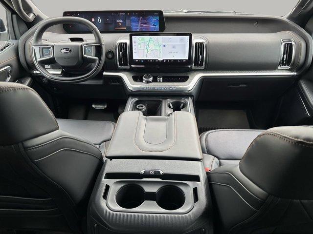 new 2025 Ford Expedition car, priced at $74,957