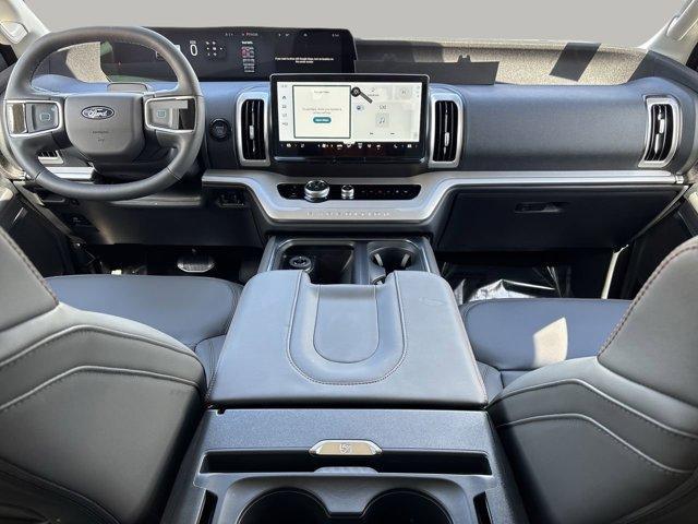 new 2025 Ford Expedition car, priced at $67,736