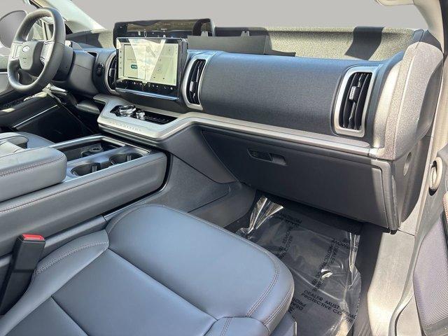 new 2025 Ford Expedition car, priced at $67,736