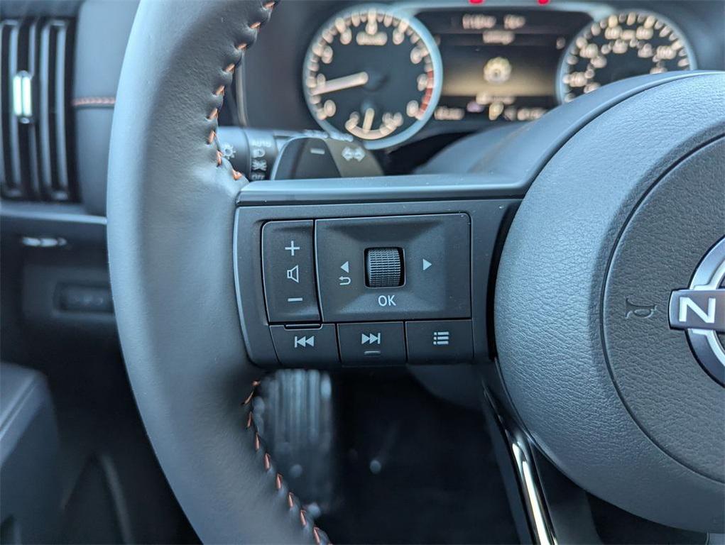 new 2025 Nissan Pathfinder car, priced at $37,447