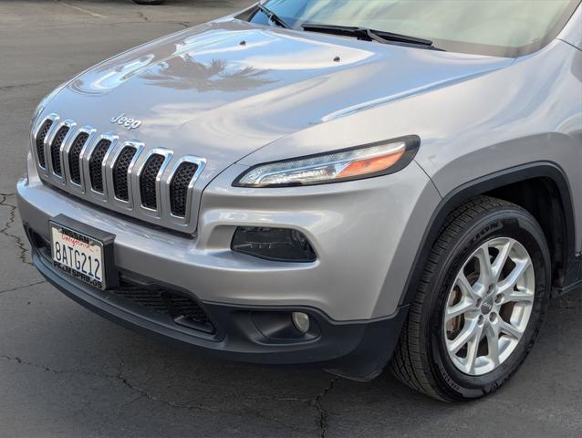 used 2018 Jeep Cherokee car, priced at $13,998