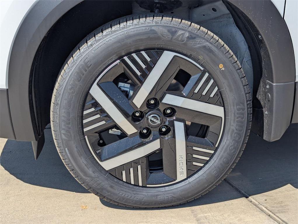 new 2025 Nissan Kicks car, priced at $22,935