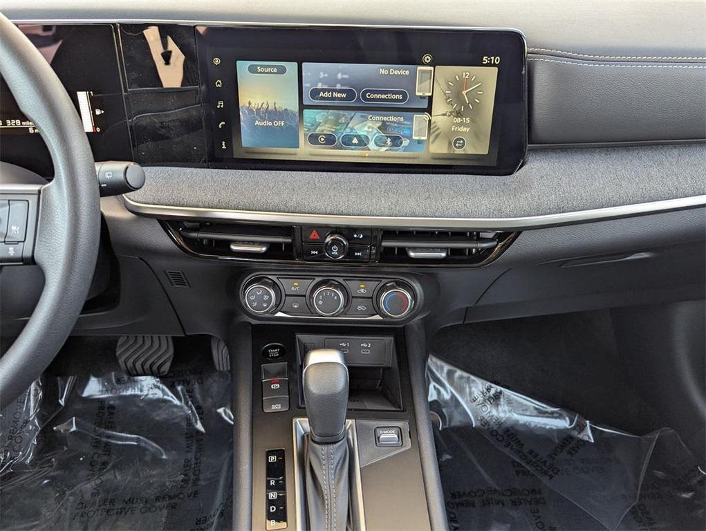 new 2025 Nissan Kicks car, priced at $22,935