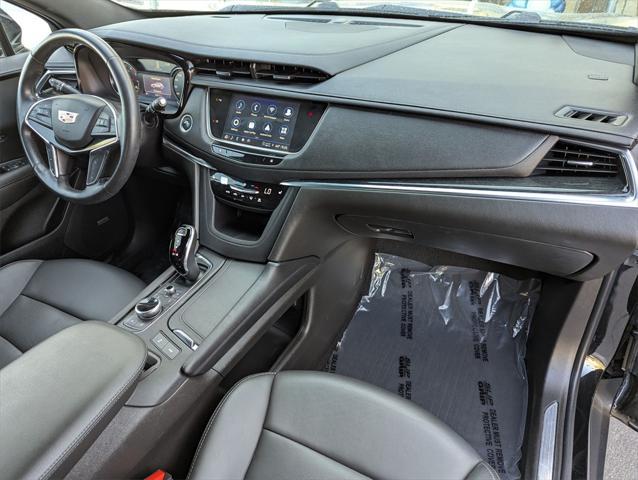 used 2022 Cadillac XT5 car, priced at $31,979