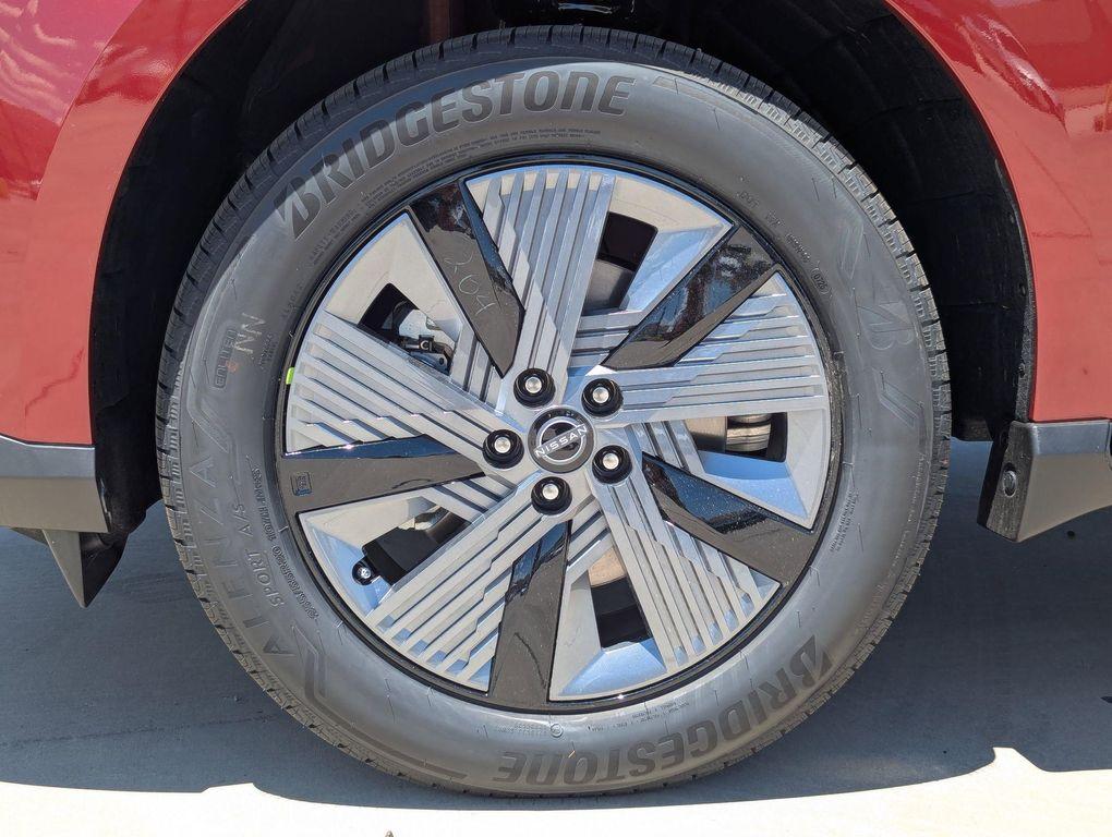 new 2025 Nissan Murano car, priced at $46,040
