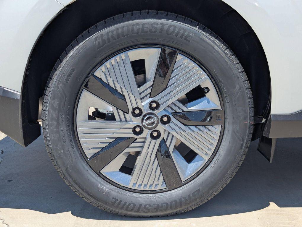 new 2025 Nissan Murano car, priced at $40,062