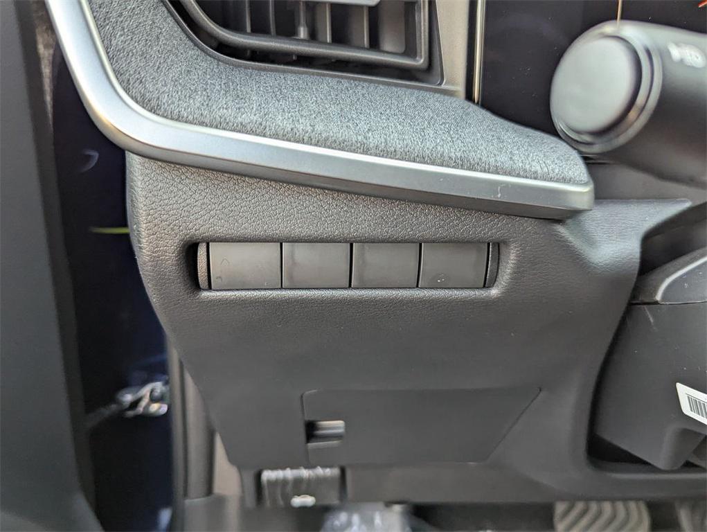 new 2025 Nissan Kicks car, priced at $24,407