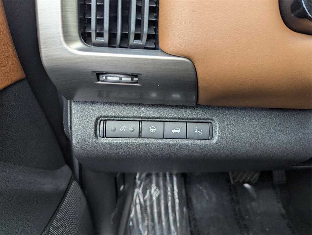 new 2025 Nissan Pathfinder car, priced at $48,278