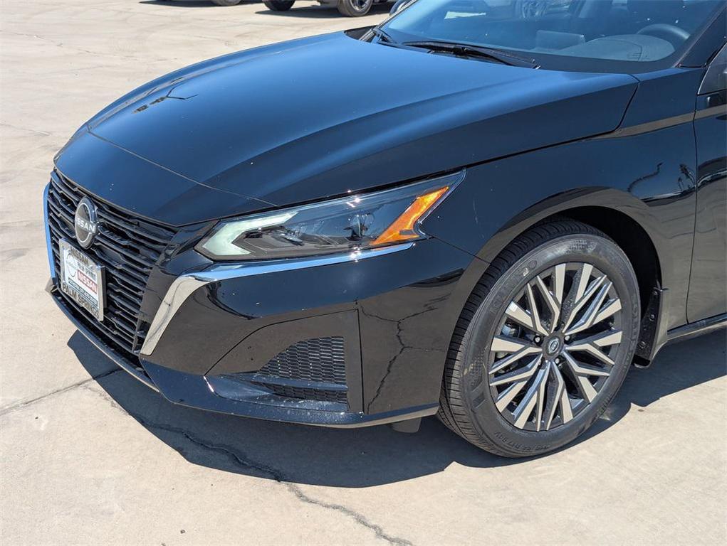 new 2025 Nissan Altima car, priced at $26,384