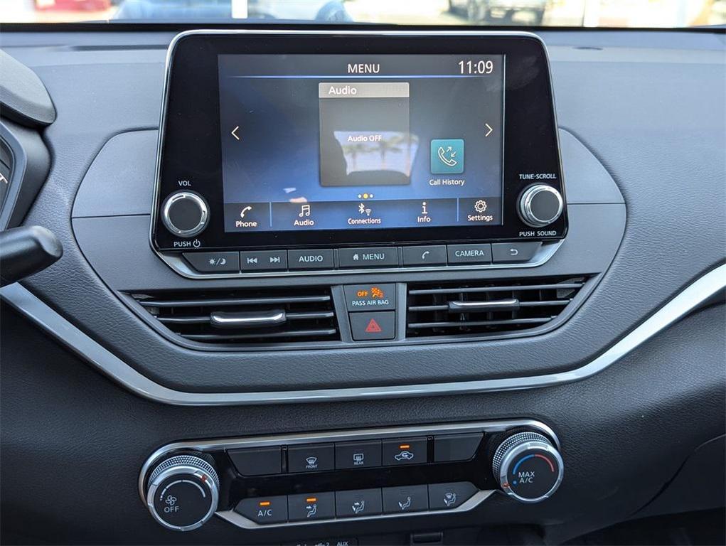 new 2025 Nissan Altima car, priced at $24,977