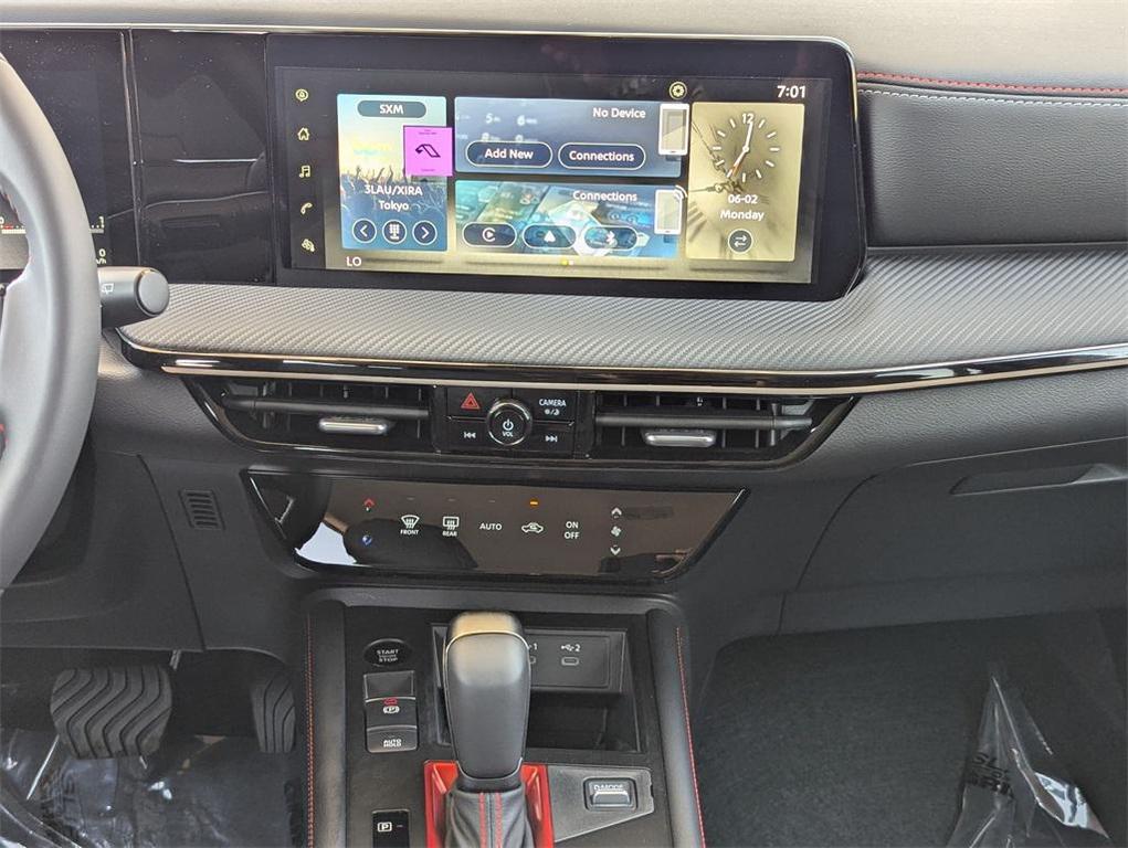 new 2025 Nissan Kicks car, priced at $26,684