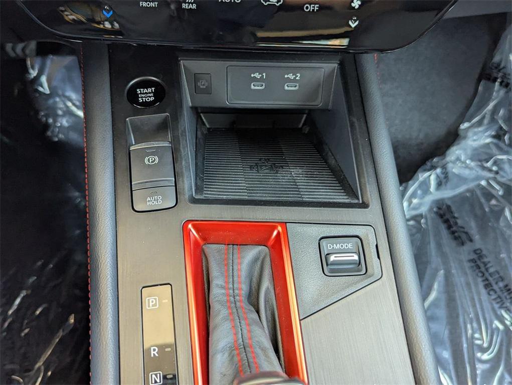 new 2025 Nissan Kicks car, priced at $26,684