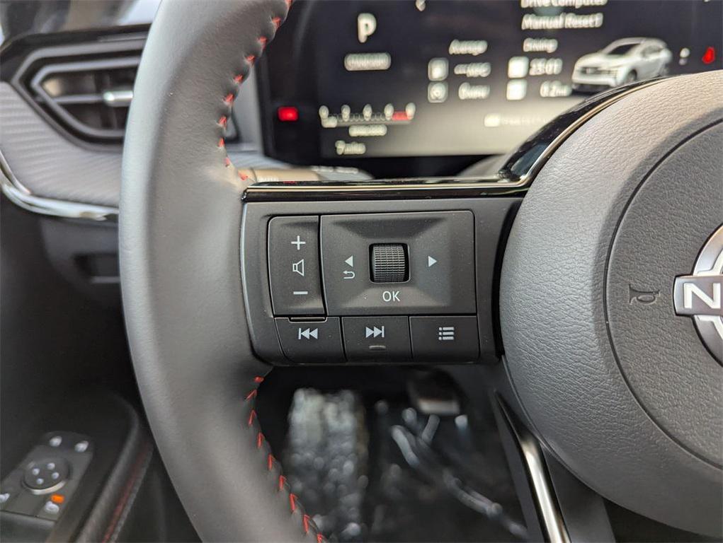 new 2025 Nissan Kicks car, priced at $26,684