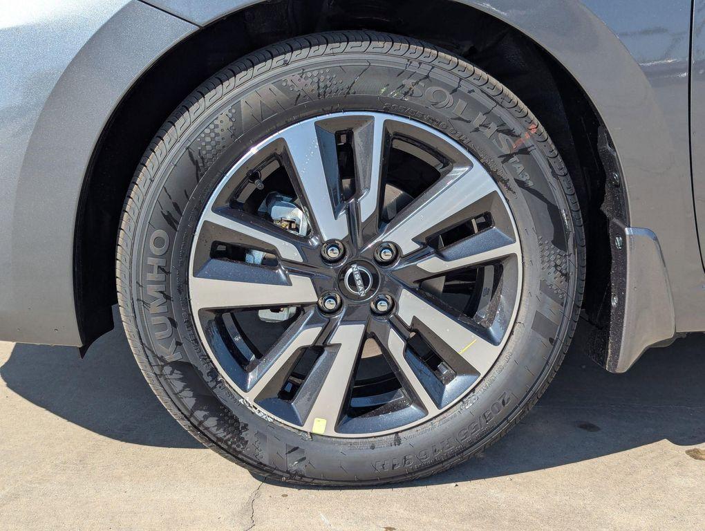 new 2025 Nissan Versa car, priced at $20,137