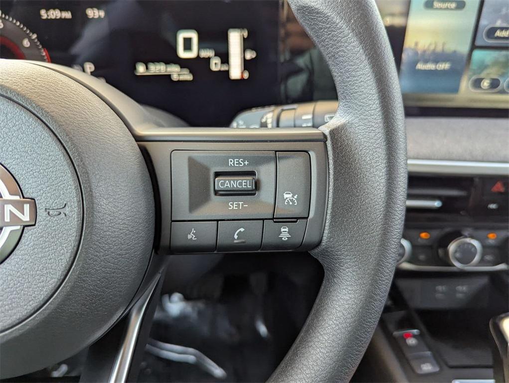 new 2025 Nissan Kicks car, priced at $26,677