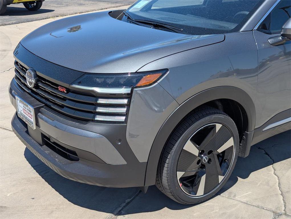 new 2025 Nissan Kicks car, priced at $26,298