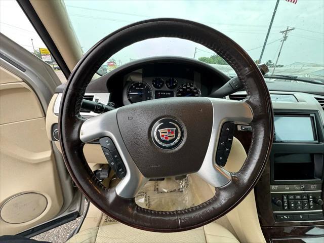 used 2007 Cadillac Escalade EXT car, priced at $8,995