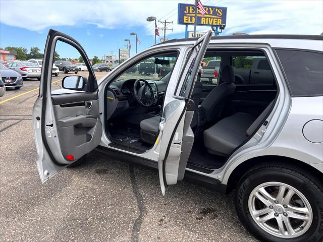 used 2012 Hyundai Santa Fe car, priced at $8,995