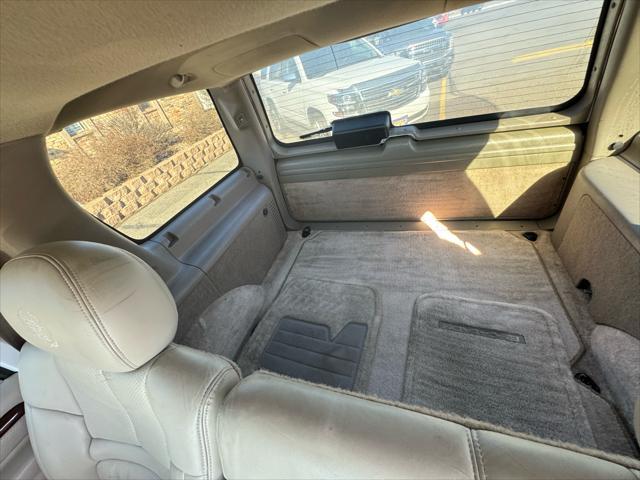 used 2000 Cadillac Escalade car, priced at $18,995