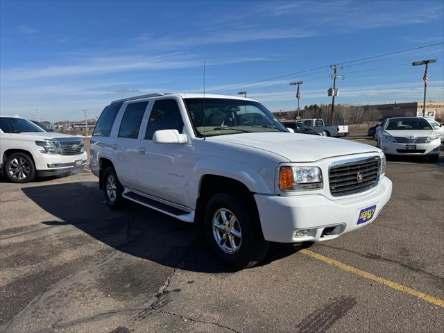 used 2000 Cadillac Escalade car, priced at $18,995