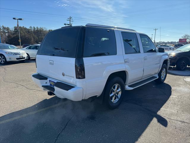 used 2000 Cadillac Escalade car, priced at $18,995