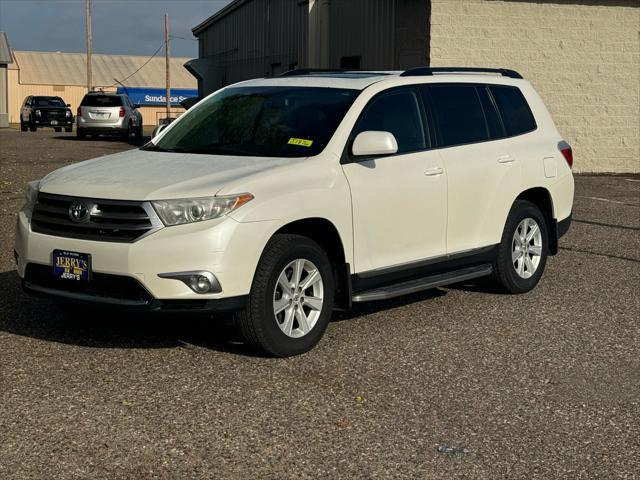 used 2012 Toyota Highlander car, priced at $15,995