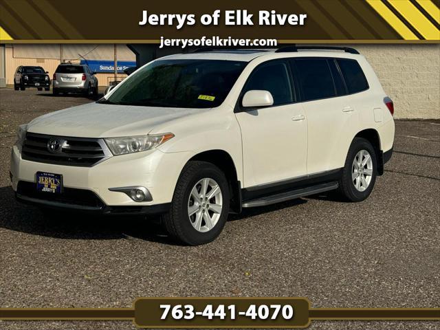 used 2012 Toyota Highlander car, priced at $15,995