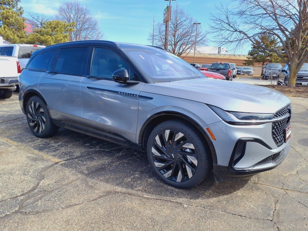 new 2025 Lincoln Nautilus car, priced at $69,967