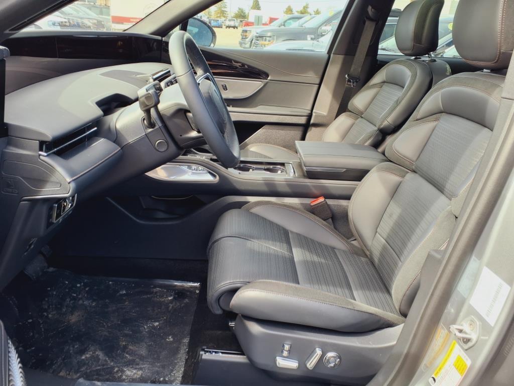 new 2025 Lincoln Nautilus car, priced at $69,967