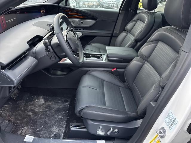 new 2025 Lincoln Nautilus car, priced at $66,317