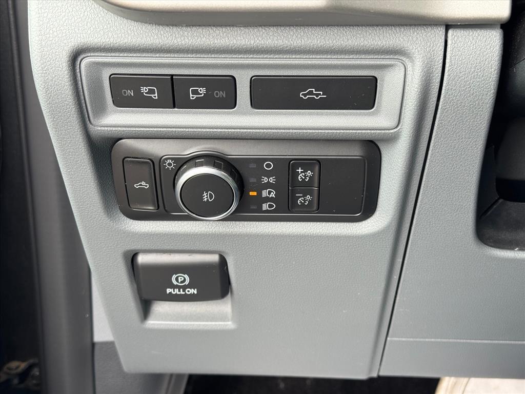 used 2021 Ford F-150 car, priced at $26,566