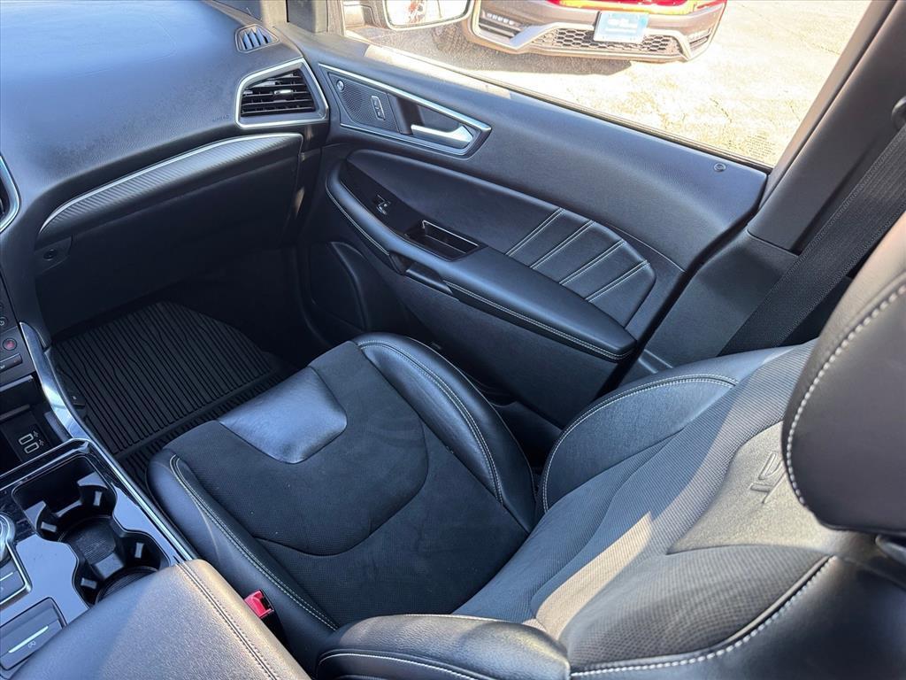 used 2019 Ford Edge car, priced at $24,070