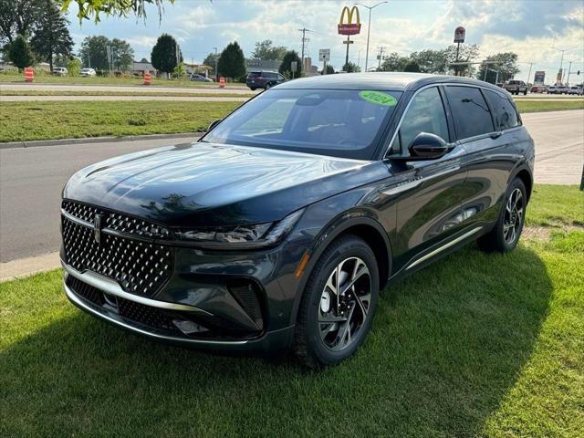 new 2024 Lincoln Nautilus car, priced at $54,675