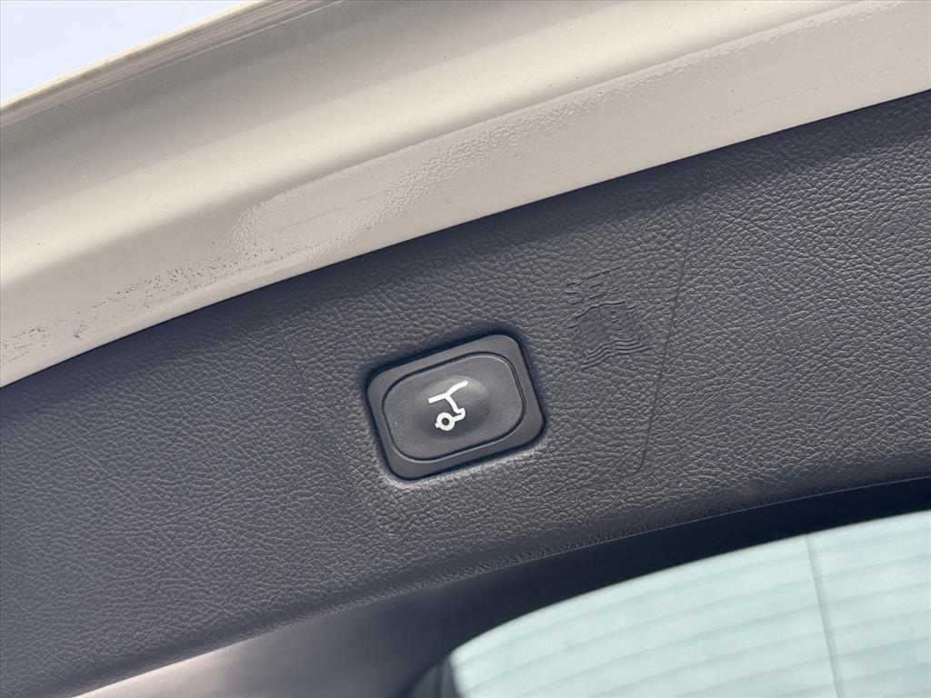 used 2024 Ford Edge car, priced at $40,838